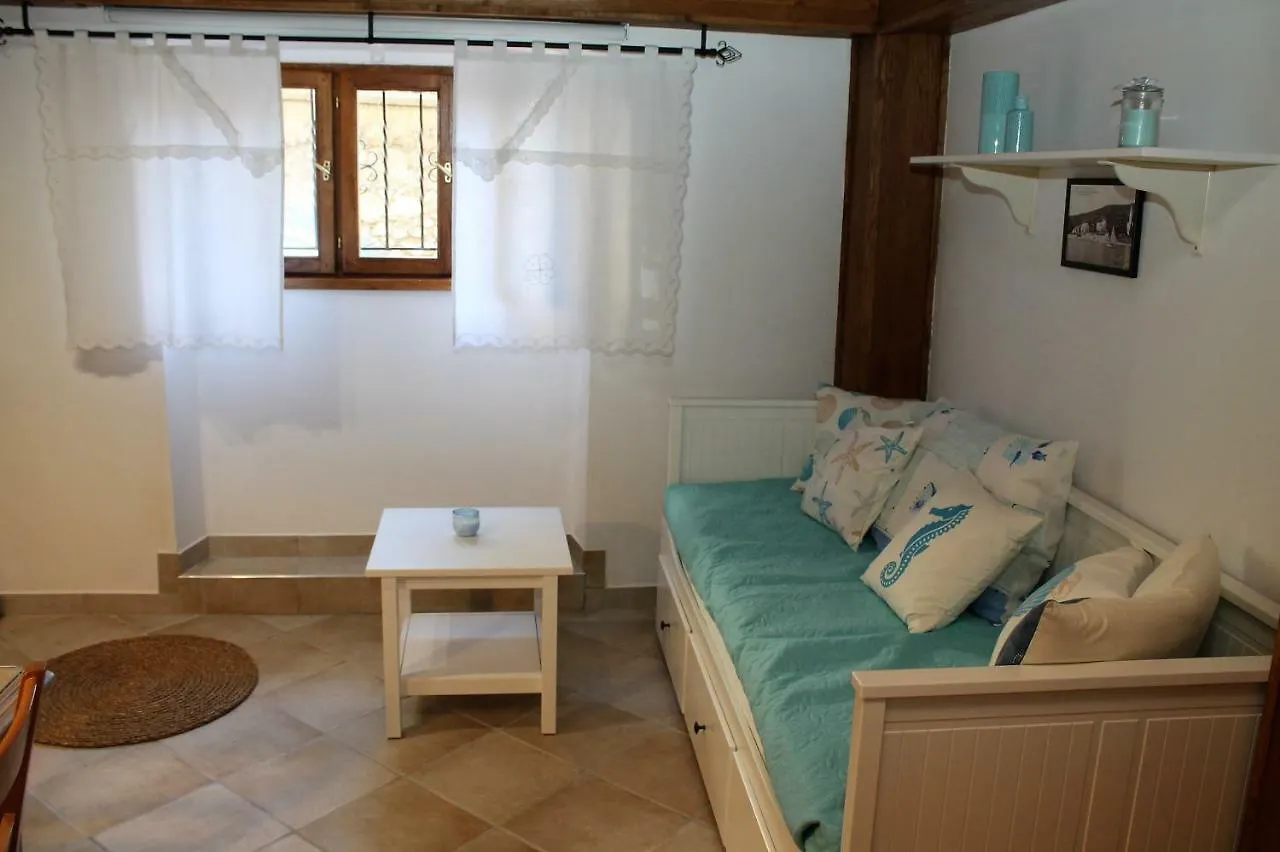 Lejlighed Apartmani Vila Angelina Selce Kroatien